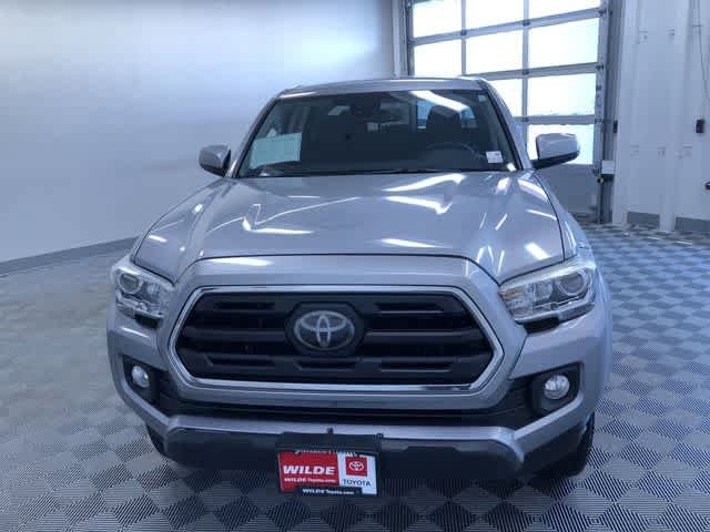 Thumbnail: 2018 Toyota Tacoma - 9
