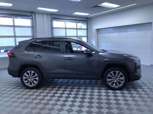 Thumbnail: 2023 Toyota RAV4 - 34