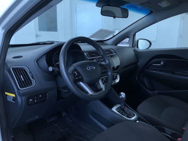 Thumbnail: 2016 Kia Rio - 31