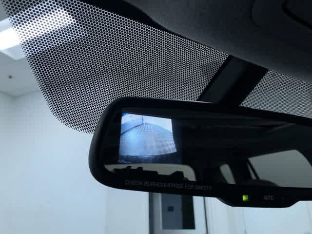 Thumbnail: 2010 Toyota RAV4 - 21
