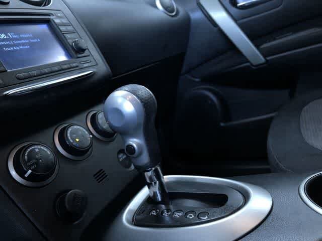 Thumbnail: 2011 Nissan Rogue - 31