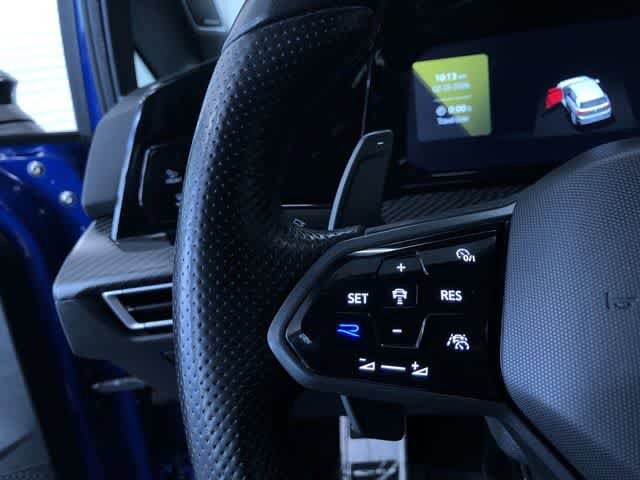 Thumbnail: 2023 Volkswagen Golf - 25