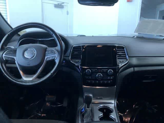 Thumbnail: 2020 Jeep Grand Cherokee - 17