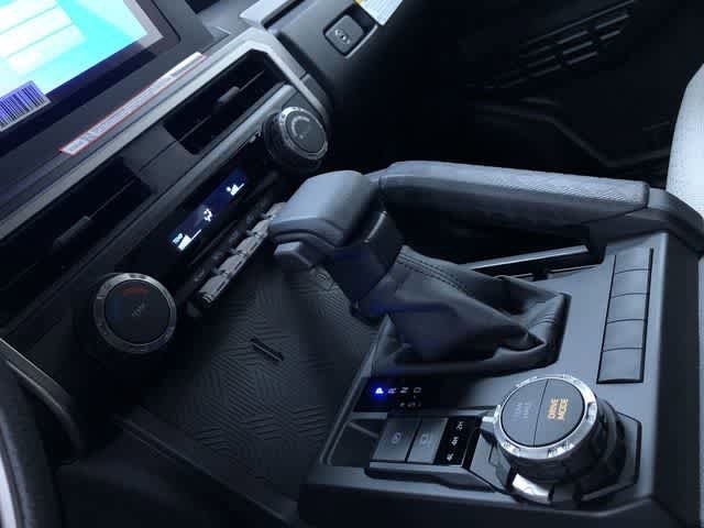 Thumbnail: 2025 Toyota 4Runner - 22