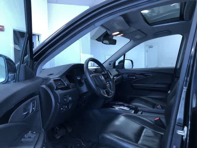 Thumbnail: 2020 Honda Pilot - 10