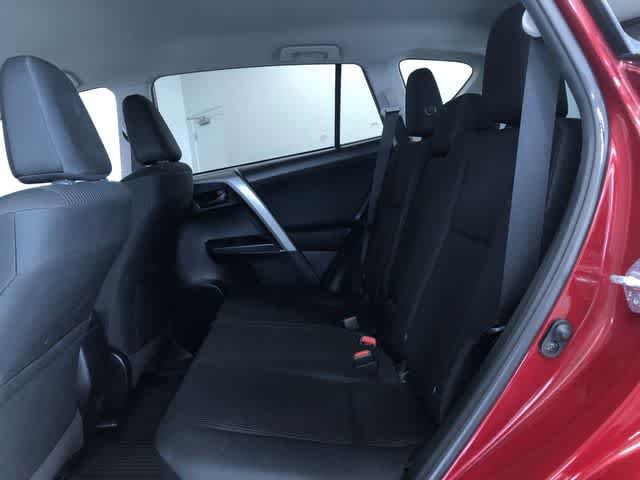 Thumbnail: 2018 Toyota RAV4 - 12