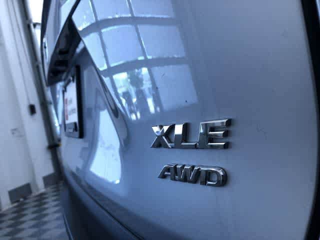 Thumbnail: 2024 Toyota RAV4 - 15
