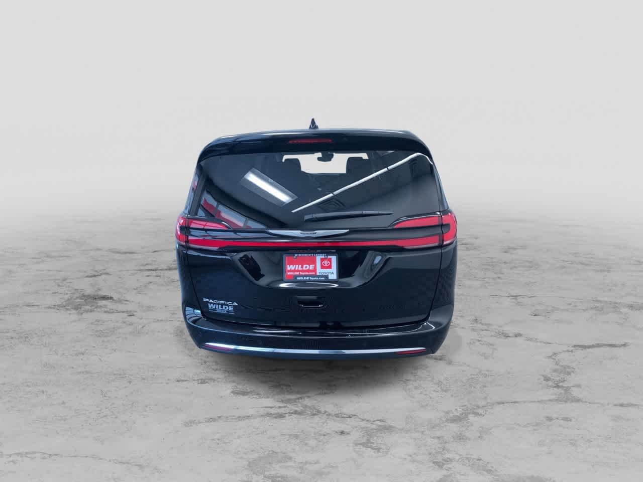 Thumbnail: 2024 Chrysler Pacifica - 8