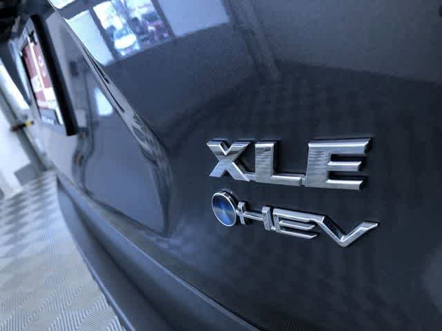 Thumbnail: 2025 Toyota RAV4 - 17