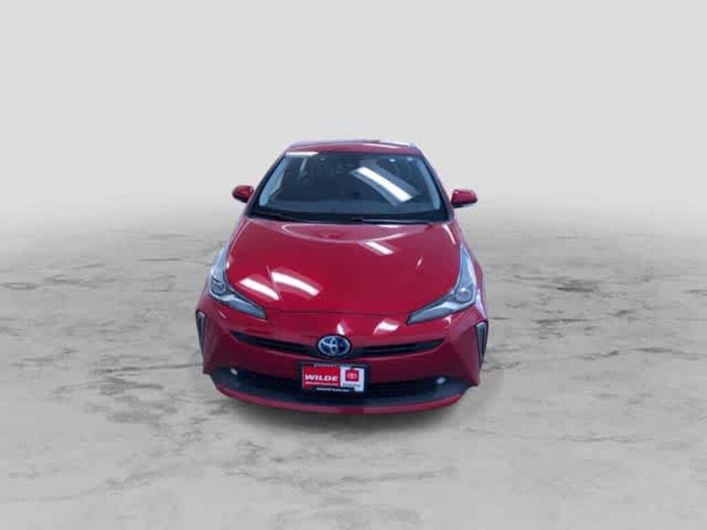 Used 2021 Toyota Prius XLE Car