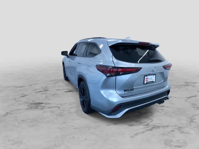 Thumbnail: 2025 Toyota Highlander - 7