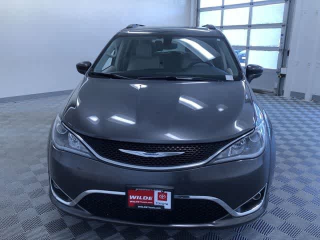 Thumbnail: 2017 Chrysler Pacifica - 15