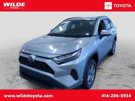 Shop 2025 Toyota RAV4 Hybrid XLE Sport Utility For Sale Milwaukee, Wisconsin