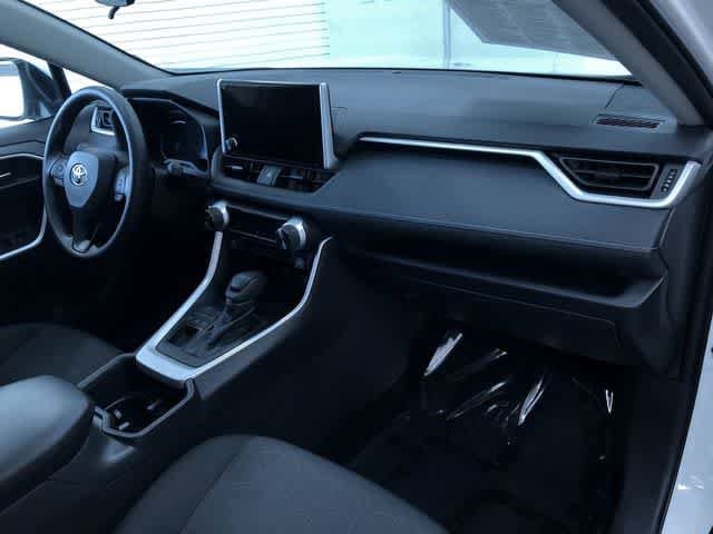 Thumbnail: 2025 Toyota RAV4 - 23