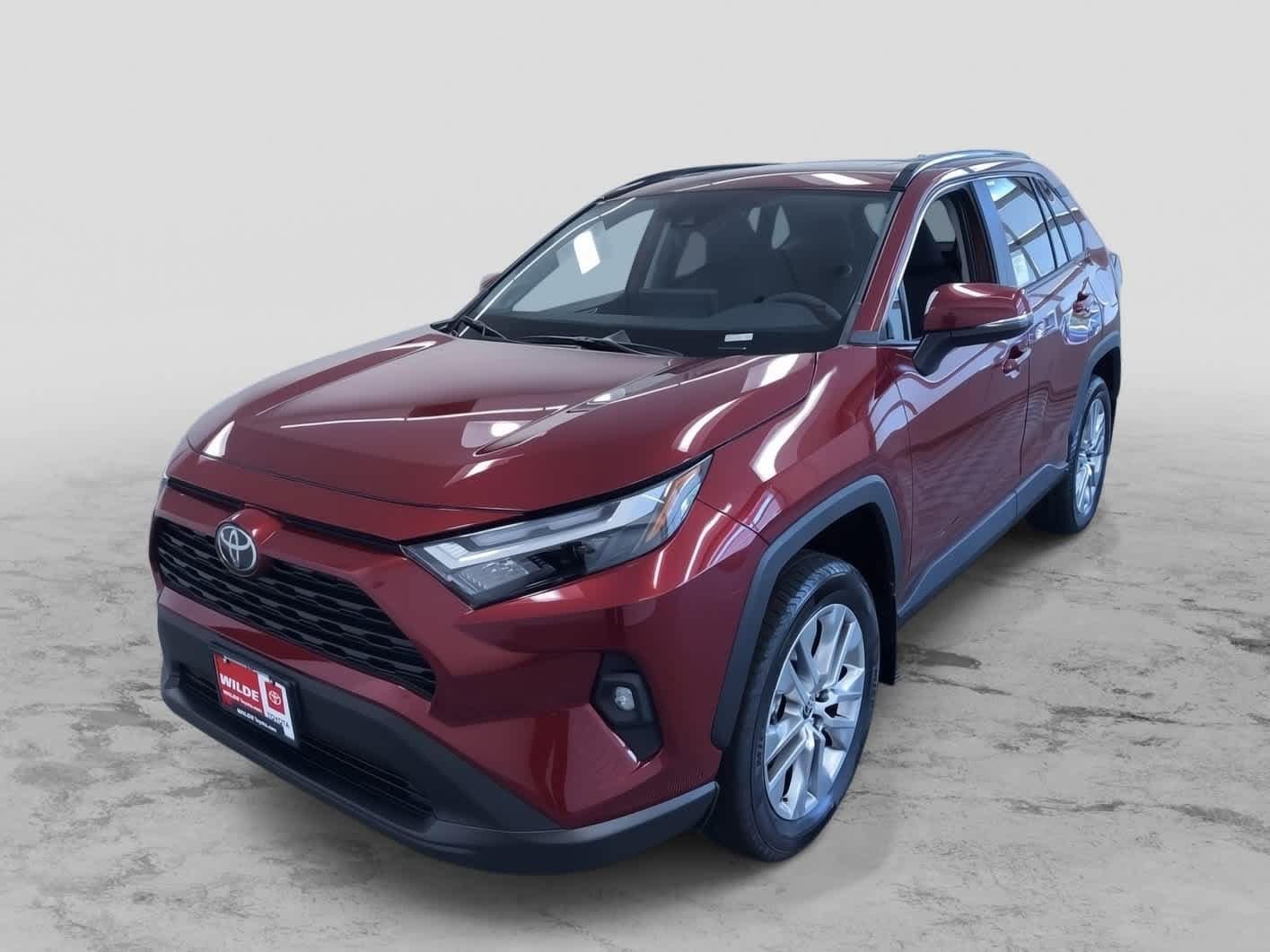 2025 Toyota RAV4 XLE Premium -
                  West Allis, WI