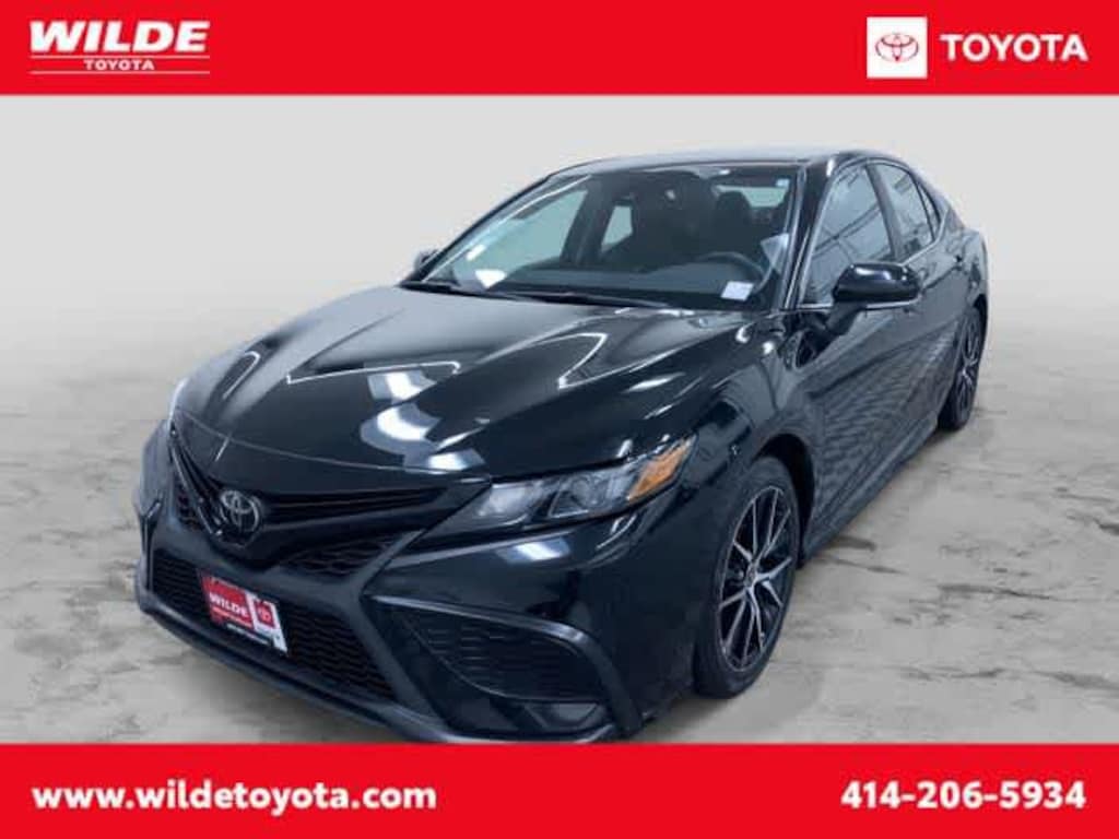 Used 2023 Toyota Camry SE Car