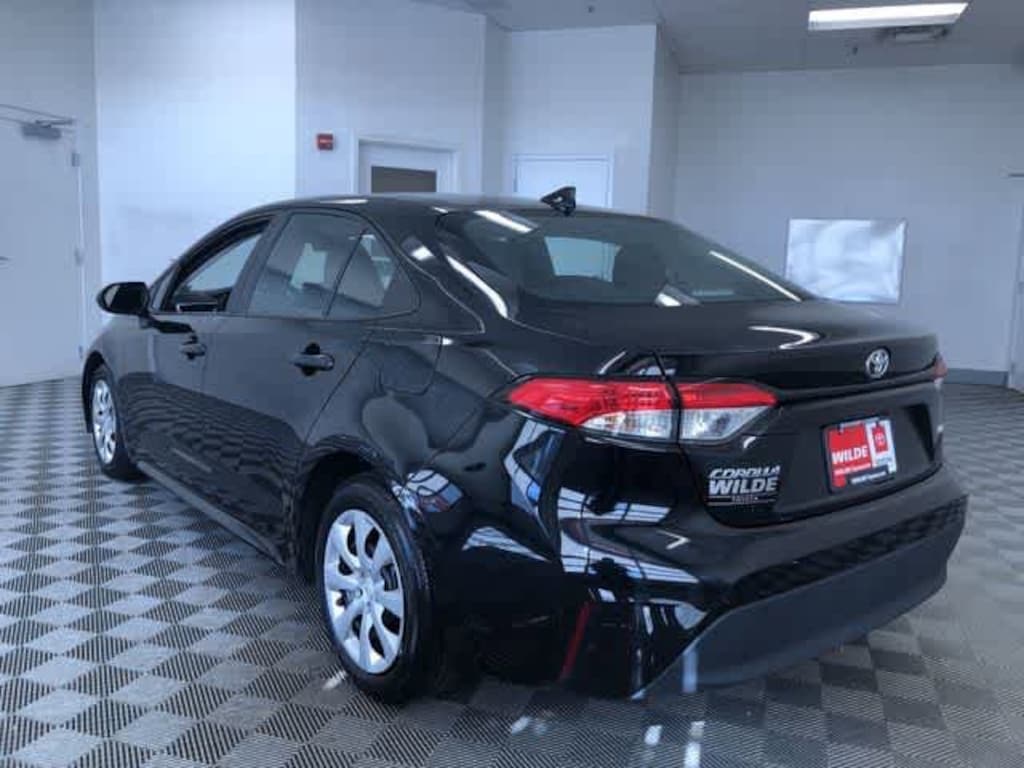 Used 2024 Toyota Corolla LE Car