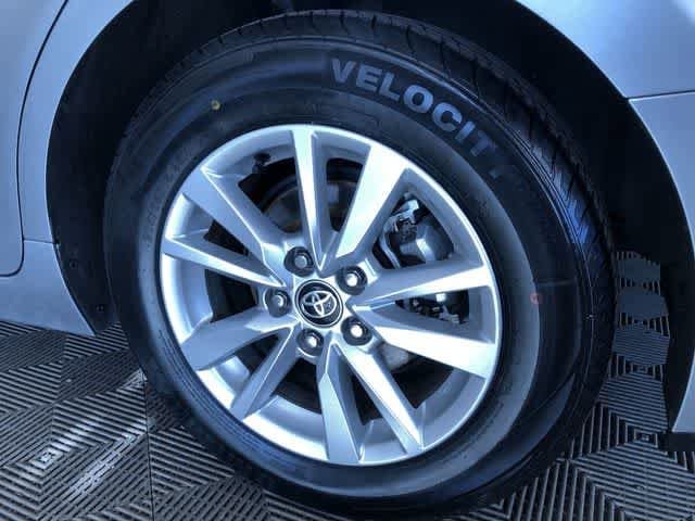 Thumbnail: 2025 Toyota Camry - 17