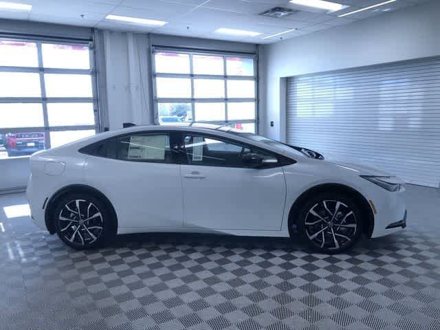 Thumbnail: 2026 Toyota Prius - 28