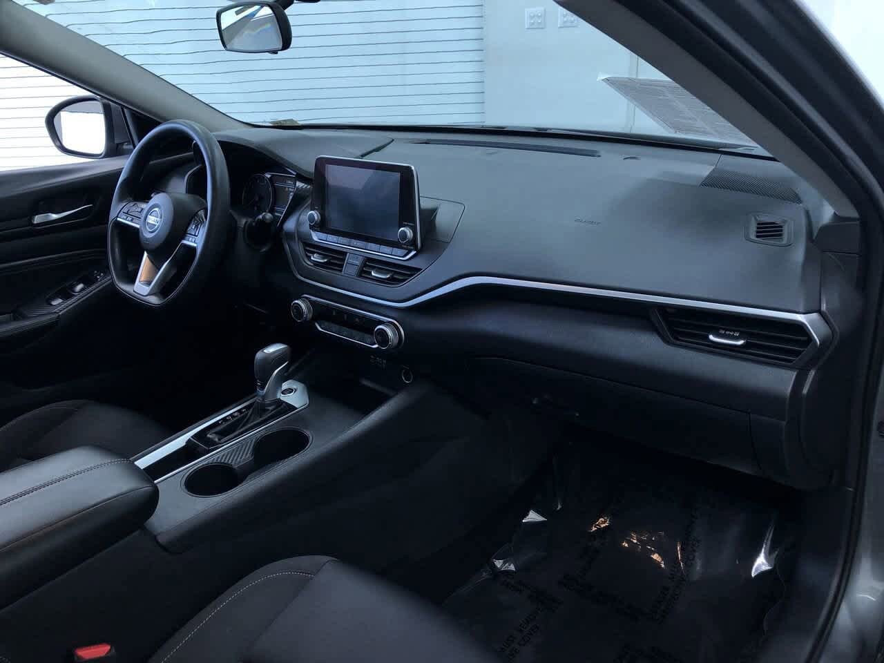 2019 Nissan Altima S 22