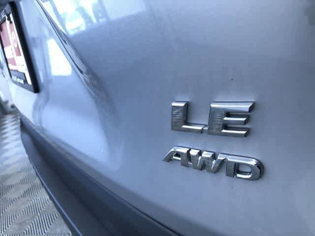 Thumbnail: 2025 Toyota RAV4 - 16