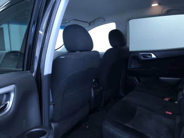 Thumbnail: 2015 Nissan Pathfinder - 42