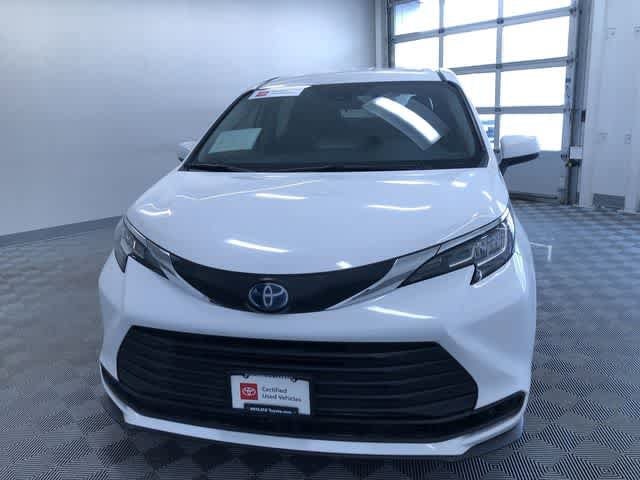 Thumbnail: 2023 Toyota Sienna - 14