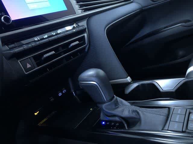 Thumbnail: 2025 Toyota Camry - 30