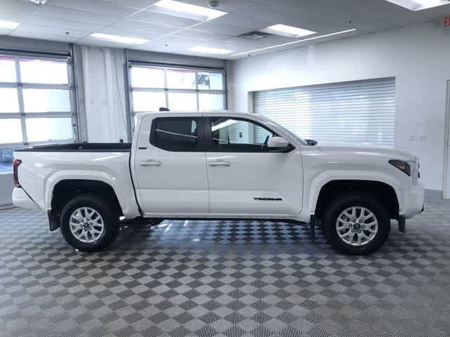 Thumbnail: 2025 Toyota Tacoma - 6