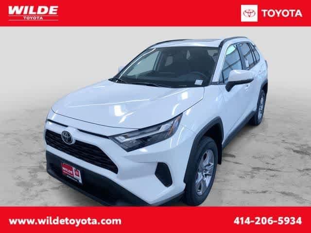 2025 Toyota RAV4 XLE's photo