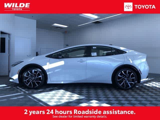 Thumbnail: 2026 Toyota Prius - 3