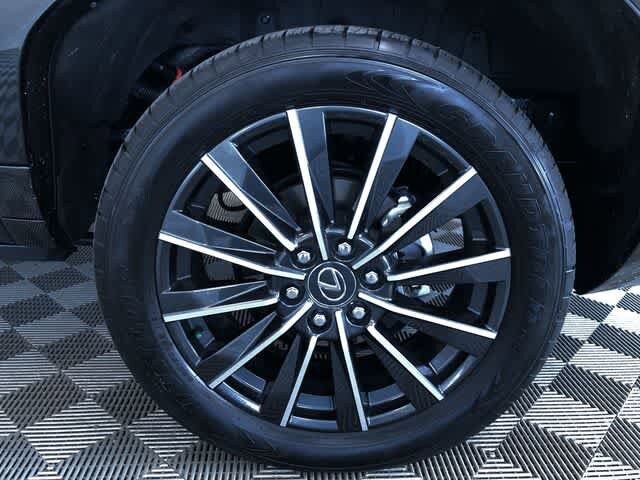 Thumbnail: 2024 Lexus GX - 17