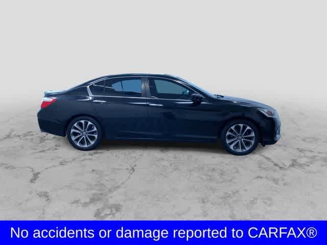 Used 2015 Honda Accord Sport with VIN 1HGCR2F56FA237016 for sale in West Allis, WI