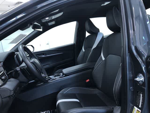 Thumbnail: 2025 Toyota Camry - 10