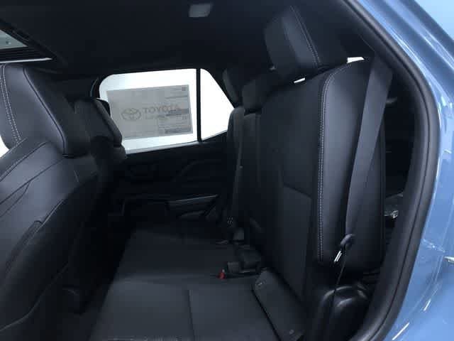 Thumbnail: 2025 Toyota 4Runner - 12