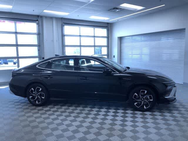 Thumbnail: 2025 Hyundai Sonata - 33