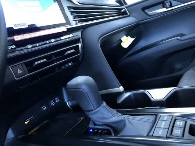 Thumbnail: 2026 Toyota Camry - 29