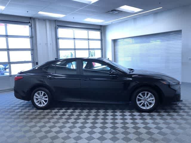 2026 Toyota Camry LE - Photo 37