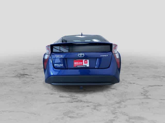 Thumbnail: 2016 Toyota Prius - 8
