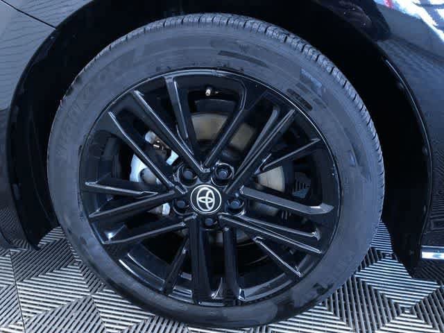 Thumbnail: 2025 Toyota Camry - 16