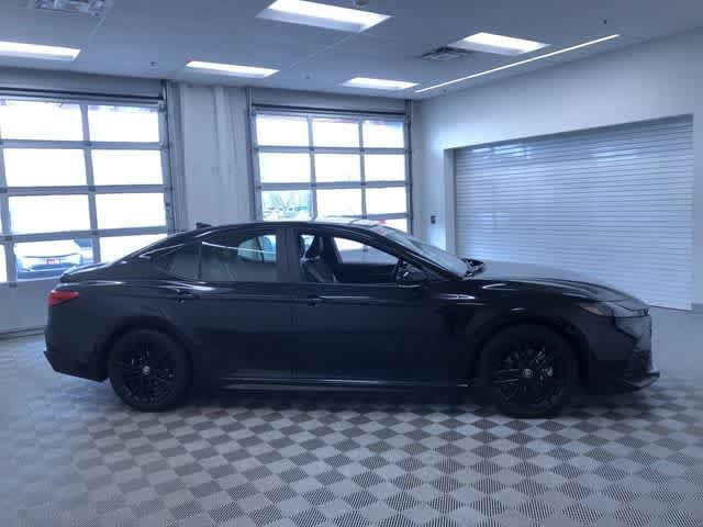 Thumbnail: 2025 Toyota Camry - 34