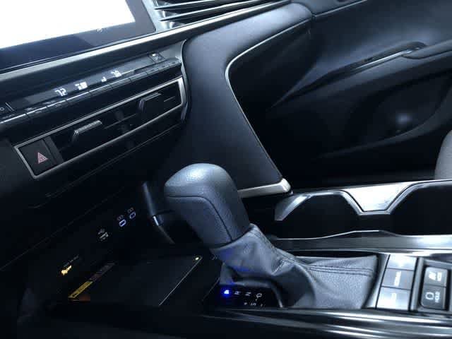 Thumbnail: 2025 Toyota Camry - 23