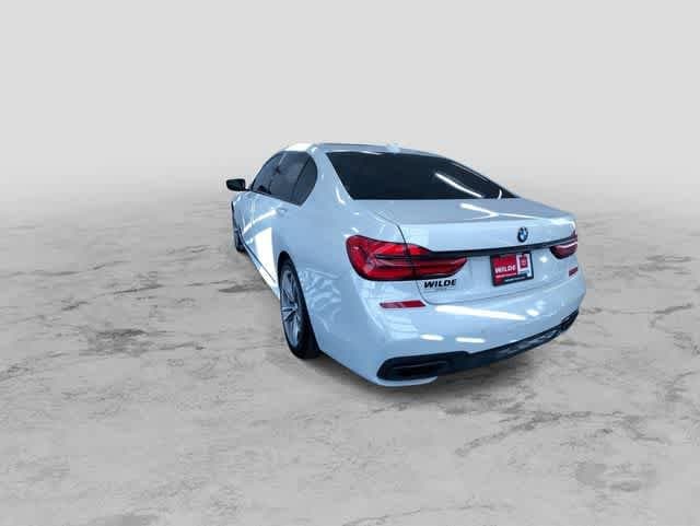 Thumbnail: 2016 BMW 7 Series - 8