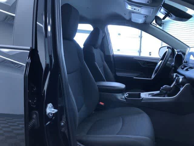 Thumbnail: 2025 Toyota RAV4 - 22