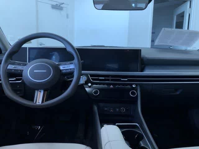 Thumbnail: 2025 Hyundai Sonata - 17