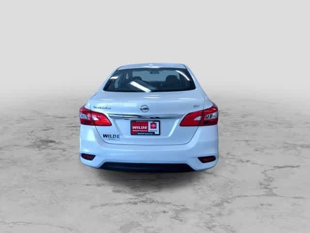 Thumbnail: 2019 Nissan Sentra - 8