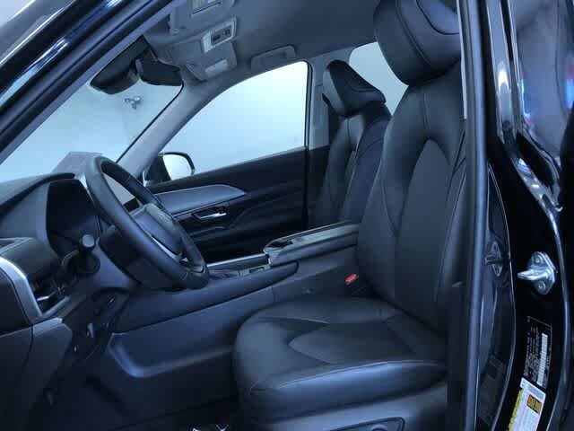 Thumbnail: 2025 Toyota Grand Highlander - 20