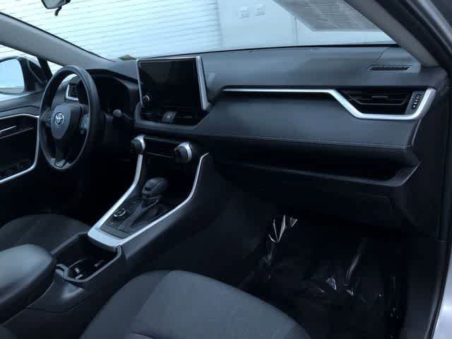 Thumbnail: 2025 Toyota RAV4 - 23