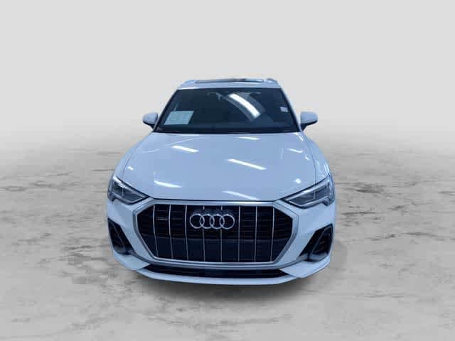 Thumbnail: 2025 Audi Q3 - 4