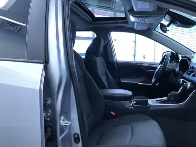 Thumbnail: 2025 Toyota RAV4 - 22